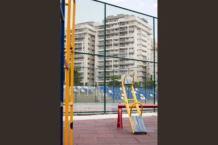 Apartamento à venda com 76m², 2 quartos e 1 vaga