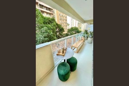 Apartamento à venda com 76m², 2 quartos e 1 vaga