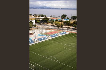 Apartamento à venda com 76m², 2 quartos e 1 vaga