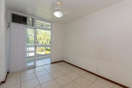 Apartamento à venda com 3 quartos, 115m² em Itaipu, Niterói