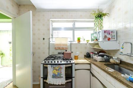 Casa à venda com 142m², 3 quartos e 2 vagas Casa à venda com 142m², 3 quartos e 2 vagasCozinha