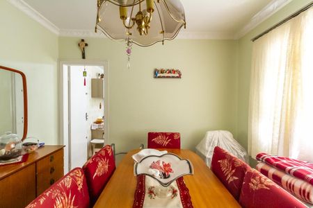 Casa à venda com 142m², 3 quartos e 2 vagas Casa à venda com 142m², 3 quartos e 2 vagasCopa