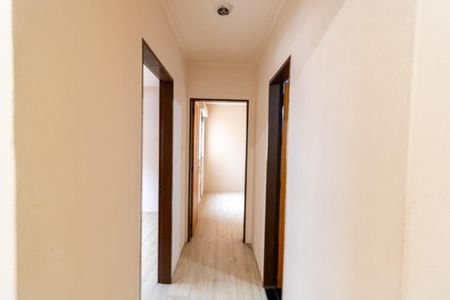 Corredor de apartamento à venda com 2 quartos, 49m² em Teresópolis, Porto Alegre