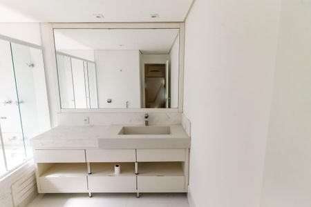 Apartamento para alugar com 151m², 2 quartos e 2 vagasBanheiro da Suíte
