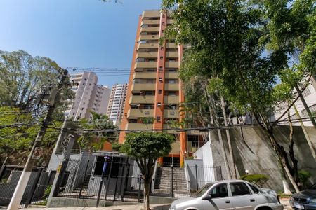 Apartamento para alugar com 151m², 2 quartos e 2 vagasFachada e portaria