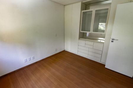 Apartamento para alugar com 151m², 2 quartos e 2 vagasQuarto