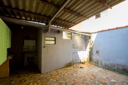 Casa para alugar com 160m², 2 quartos e 2 vagasQuintal