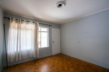 Casa para alugar com 160m², 2 quartos e 2 vagasSala