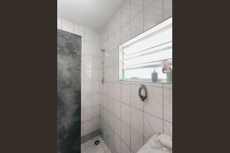 Casa para alugar com 223m², 4 quartos e 6 vagasBanheiro Fundos