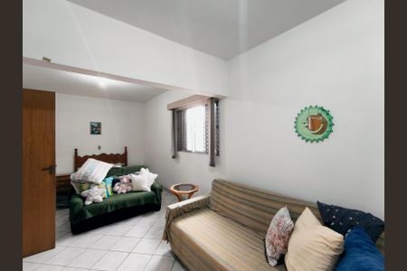 Casa para alugar com 223m², 4 quartos e 6 vagasSuíte