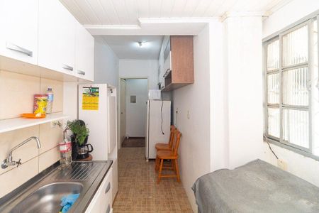 Cozinha de apartamento para alugar com 1 quarto, 40m² em Partenon, Porto Alegre