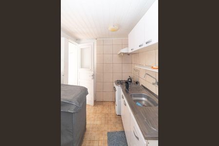 Cozinha de apartamento para alugar com 1 quarto, 40m² em Partenon, Porto Alegre