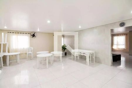 Apartamento para alugar com 50m², 2 quartos e 1 vaga Apartamento para alugar com 50m², 2 quartos e 1 vagaÁrea comum - Salão de festas