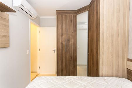 Quarto 1 de apartamento para alugar com 2 quartos, 50m² em Penha de França, São Paulo