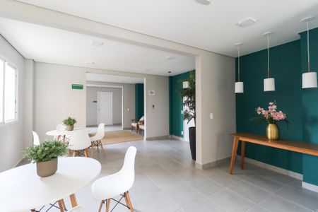Apartamento à venda com 32m², 2 quartos e sem vagaÁrea comum