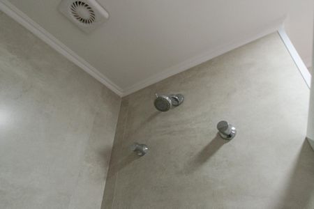 Apartamento à venda com 72m², 2 quartos e 1 vaga Apartamento à venda com 72m², 2 quartos e 1 vagaBanheiro Social