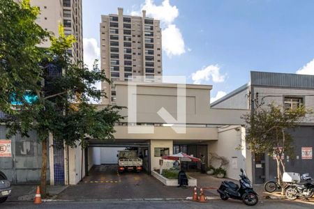 Apartamento à venda com 72m², 2 quartos e 1 vaga Apartamento à venda com 72m², 2 quartos e 1 vagaFachada