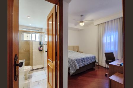 Apartamento à venda com 190m², 3 quartos e 2 vagasSuíte