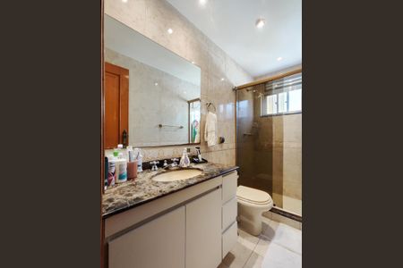 Apartamento à venda com 190m², 3 quartos e 2 vagasBanheiro da Suíte