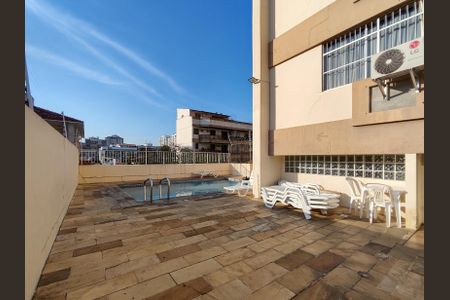 Apartamento à venda com 190m², 3 quartos e 2 vagasÁrea comum - Piscina