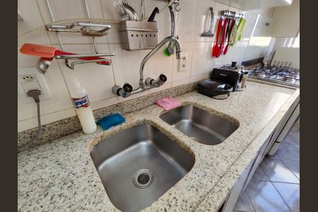 Apartamento à venda com 190m², 3 quartos e 2 vagasCozinha