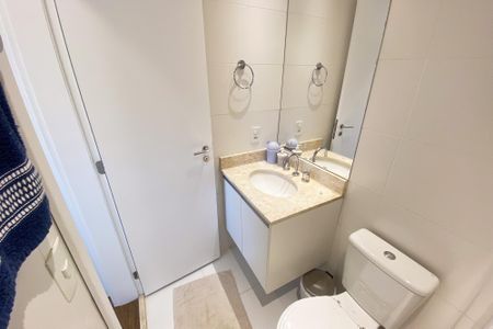 Apartamento para alugar com 77m², 2 quartos e 1 vaga Apartamento para alugar com 77m², 2 quartos e 1 vagaBanheiro