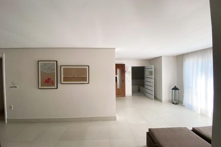 Apartamento para alugar com 77m², 2 quartos e 1 vaga Apartamento para alugar com 77m², 2 quartos e 1 vagaÁrea comum