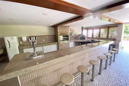 Apartamento para alugar com 77m², 2 quartos e 1 vaga Apartamento para alugar com 77m², 2 quartos e 1 vagaÁrea comum - Churrasqueira