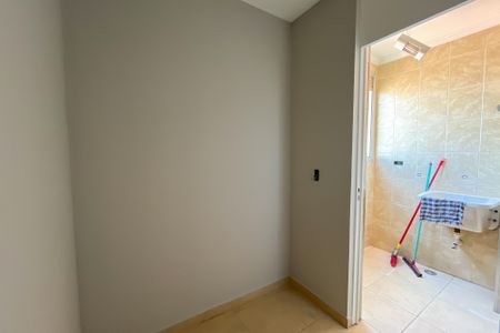 Apartamento para alugar com 64m², 3 quartos e 1 vagaQuarto de Serviço