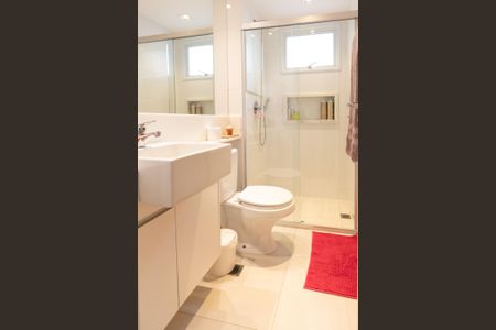 Apartamento à venda com 131m², 3 quartos e 3 vagasBanheiro da Suíte 1