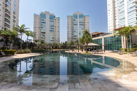 Apartamento à venda com 131m², 3 quartos e 3 vagasÁrea comum - Piscina
