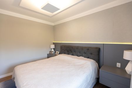 Apartamento à venda com 131m², 3 quartos e 3 vagasSuíte 2