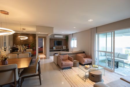 Sala de apartamento à venda com 3 quartos, 131m² em Fazenda São Quirino, Campinas