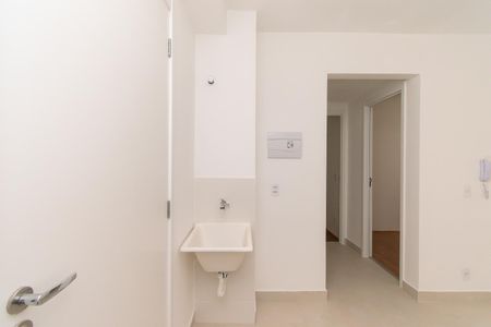 Apartamento para alugar com 32m², 2 quartos e sem vaga Apartamento para alugar com 32m², 2 quartos e sem vagaÁrea de Serviço