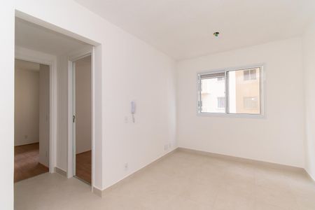 Apartamento para alugar com 32m², 2 quartos e sem vaga Apartamento para alugar com 32m², 2 quartos e sem vagaSala