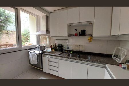 Casa à venda com 3 quartos, 228m² em Granja Julieta, São Paulo