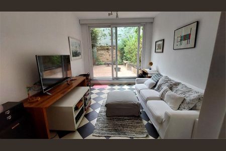 Casa à venda com 3 quartos, 228m² em Granja Julieta, São Paulo