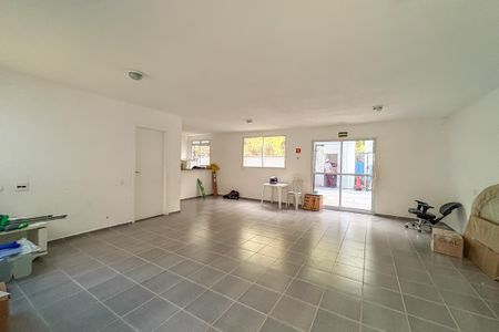 Apartamento para alugar com 40m², 2 quartos e sem vaga Apartamento para alugar com 40m², 2 quartos e sem vagaÁrea comum - Salão de festas