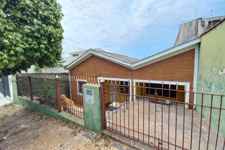 Casa à venda com 101m², 3 quartos e 1 vaga Casa à venda com 101m², 3 quartos e 1 vagaFachada do Prédio