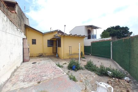 Casa à venda com 101m², 3 quartos e 1 vaga Casa à venda com 101m², 3 quartos e 1 vagaQuintal