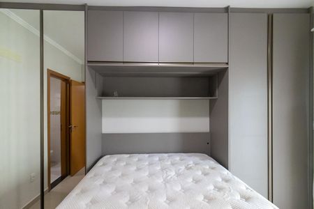 Apartamento para alugar com 120m², 3 quartos e 2 vagas Apartamento para alugar com 120m², 3 quartos e 2 vagasSuíte