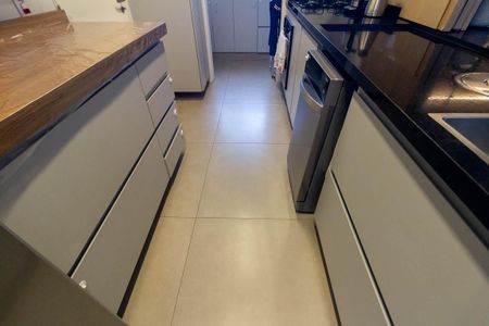 Apartamento para alugar com 110m², 2 quartos e 2 vagasCozinha