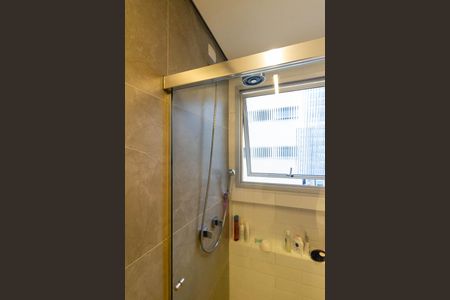 Apartamento para alugar com 110m², 2 quartos e 2 vagasBanheiro da Suíte