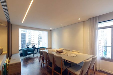 Apartamento para alugar com 110m², 2 quartos e 2 vagasSala