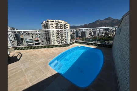Apartamento à venda com 179m², 4 quartos e 3 vagasPiscina Coberta