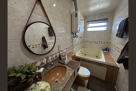 Apartamento à venda com 179m², 4 quartos e 3 vagasBanheiro 3