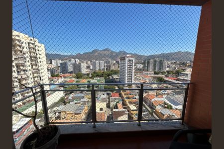 Apartamento à venda com 179m², 4 quartos e 3 vagasVaranda do Quarto 2