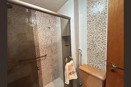 Apartamento à venda com 179m², 4 quartos e 3 vagasBanheiro 2