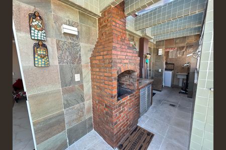 Apartamento à venda com 179m², 4 quartos e 3 vagasChurrasqueira