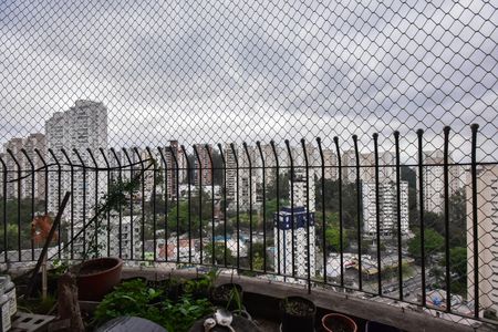 Apartamento à venda com 273m², 4 quartos e 4 vagasVaranda da Suíte 1